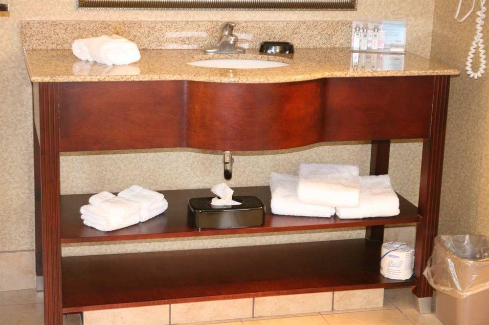 Hotel Hampton & Toledo-perrysburg 3*