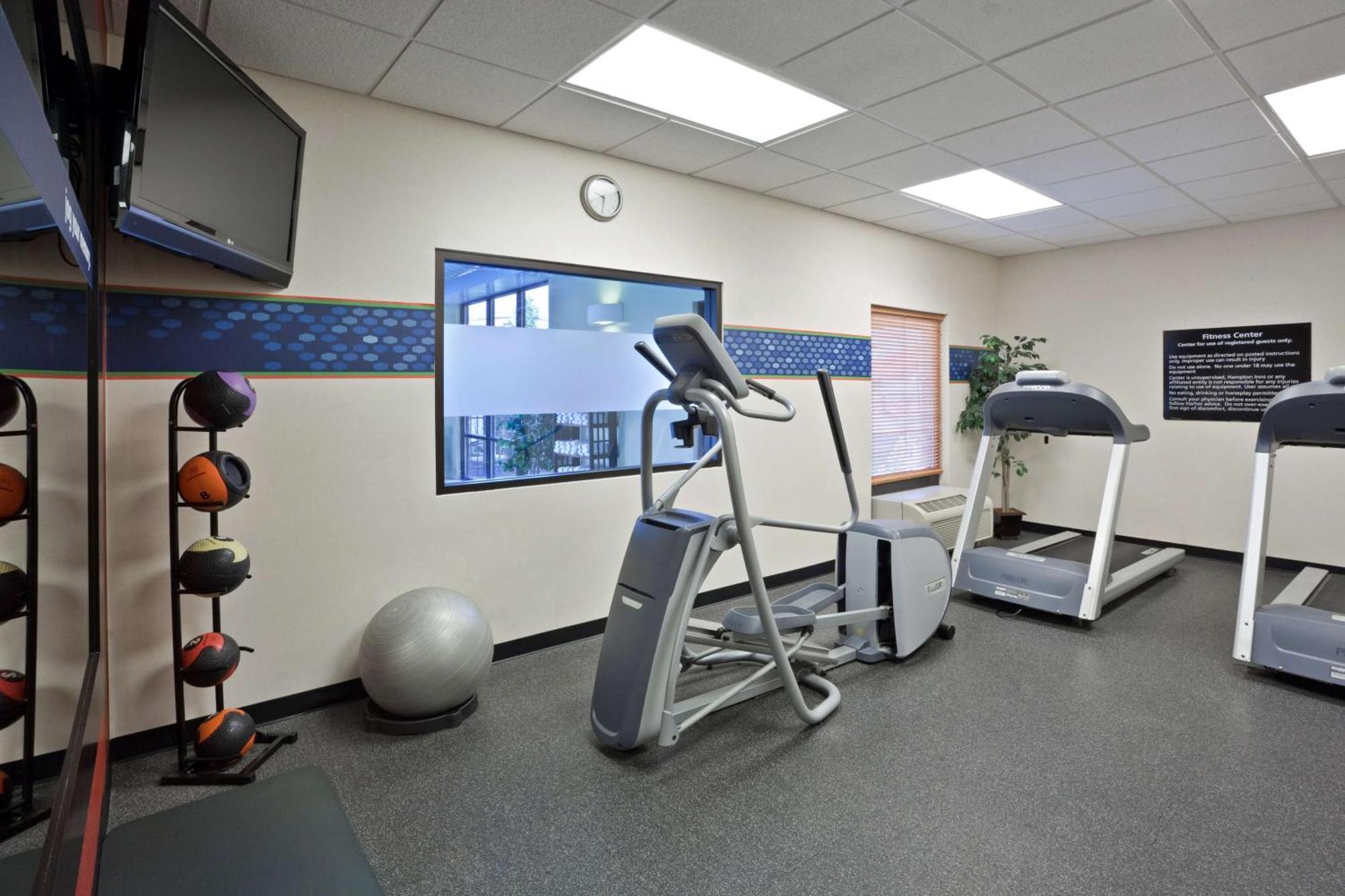 Hampton & Toledo-perrysburg Hotel Rossford