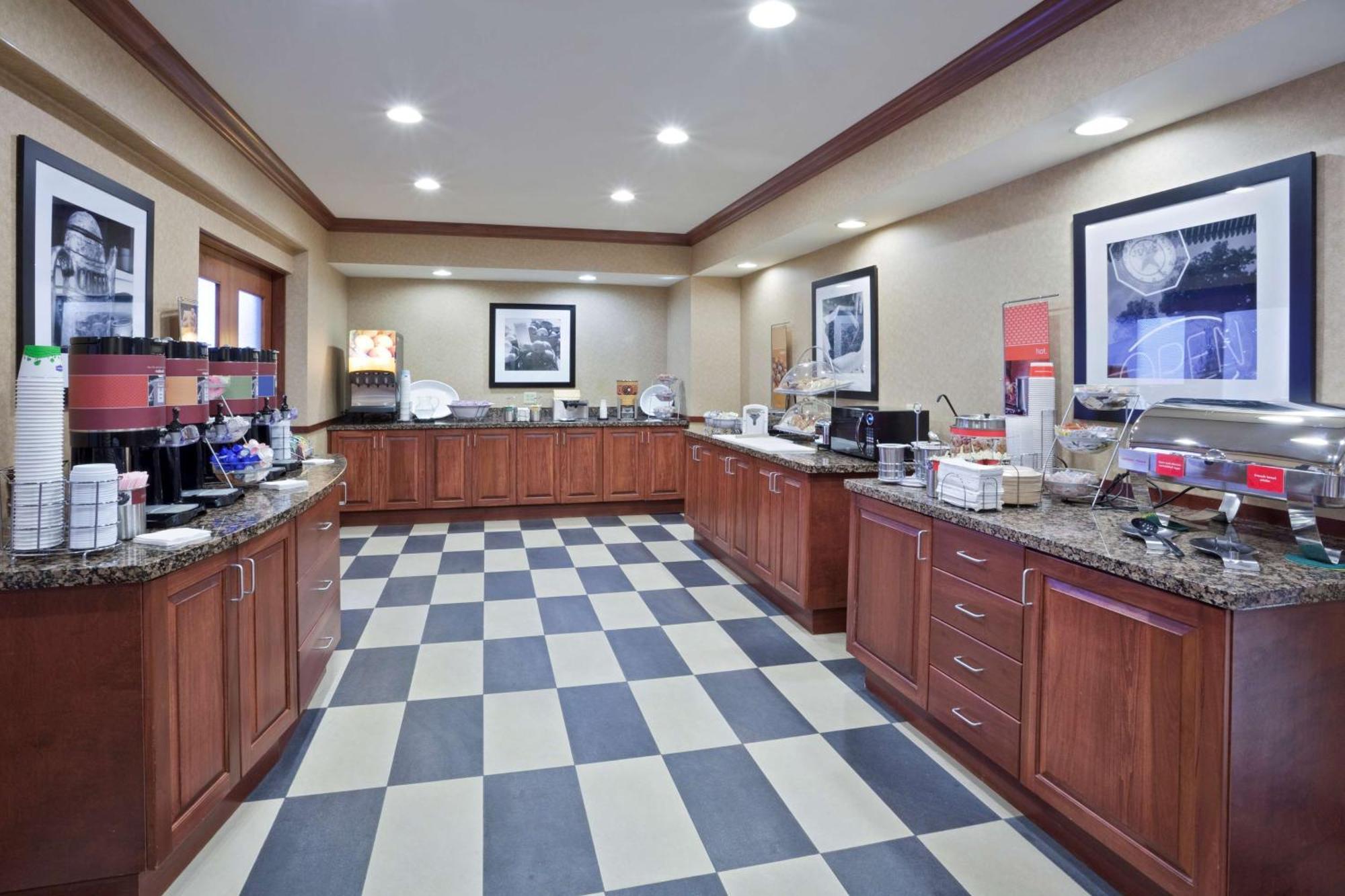 Hotel Hampton & Toledo-perrysburg 3*