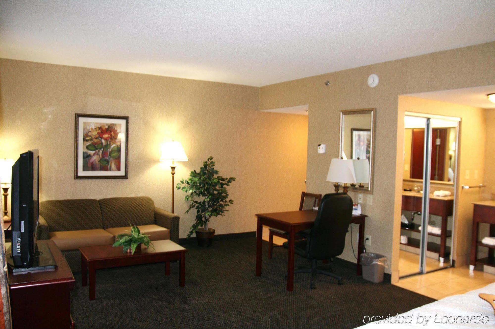 Hotel Hampton & Toledo-perrysburg 3*