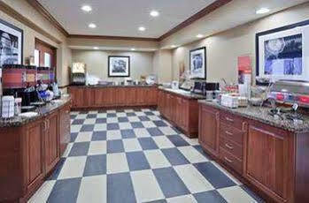 Hotel Hampton & Toledo-perrysburg 3*